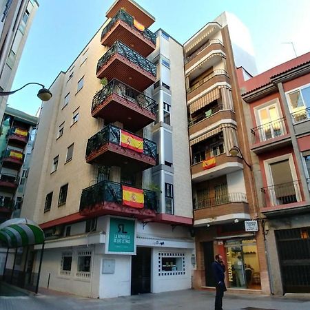Alojamiento Plaza Chirinos Apartment Kordoba Bagian luar foto